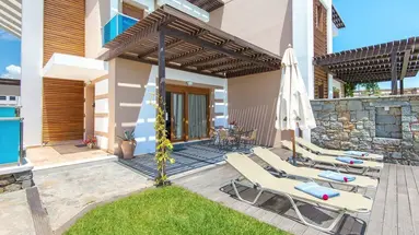 Horizon Line Villas