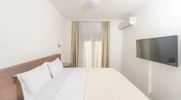 HOTEL 219