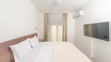 HOTEL 219