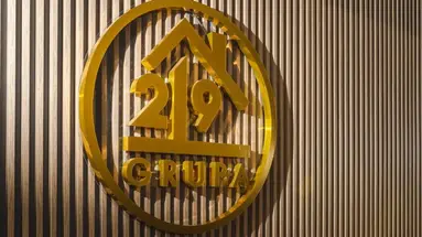 HOTEL 219