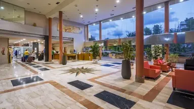 HOTEL 4R REGINA GRAN HOTEL