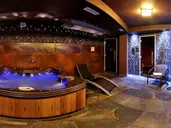 Hotel 77 Restauracja SPA