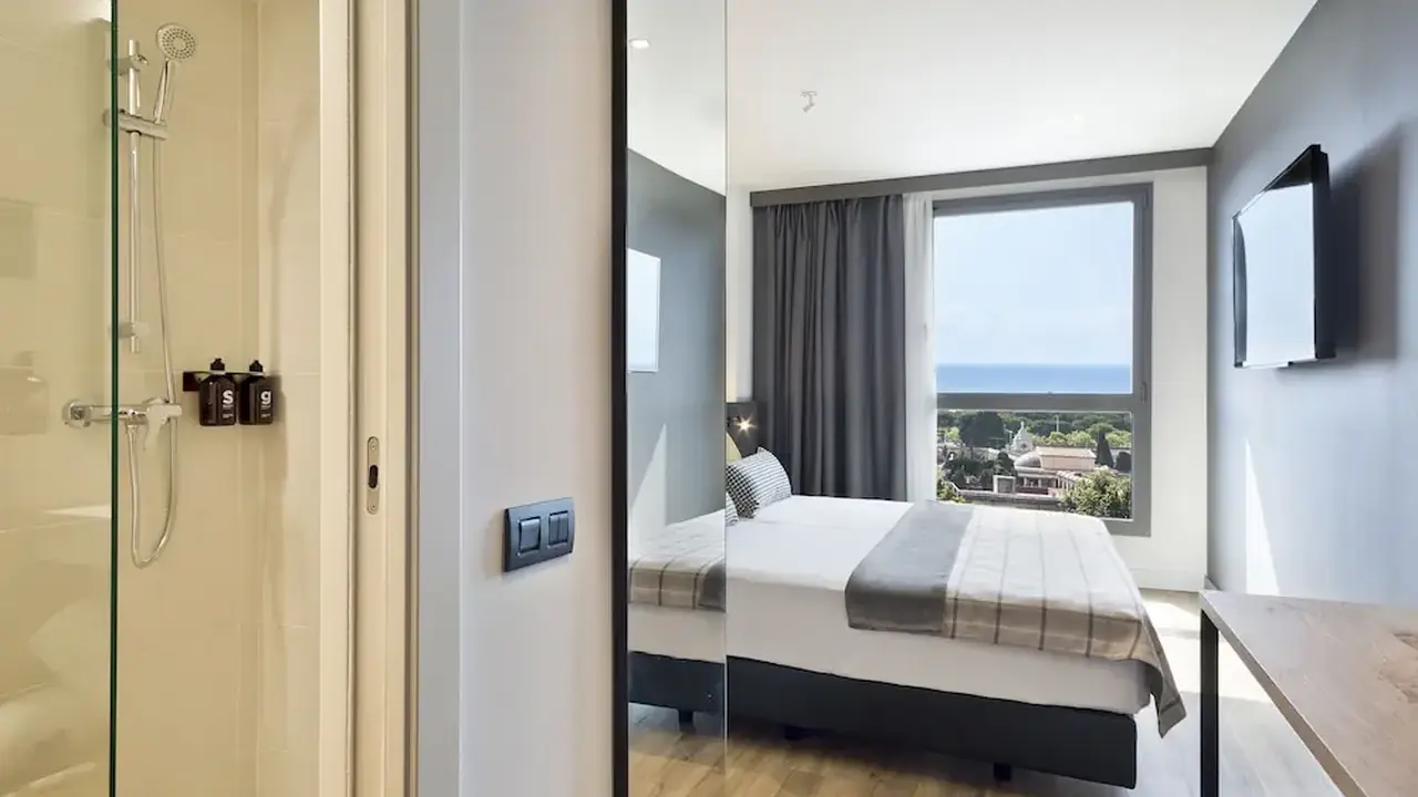 Hotel Acta Voraport