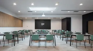 Hotel Acta Voraport