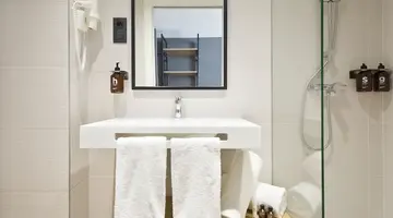 Hotel Acta Voraport