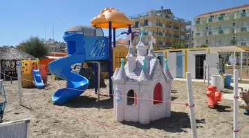 HOTEL ADRIA BEACH***