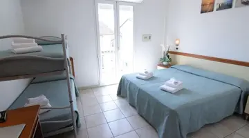 HOTEL ADRIA BEACH***