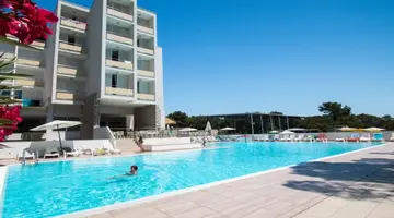 HOTEL ADRIA****