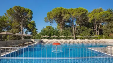HOTEL ADRIA****