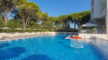 HOTEL ADRIA****