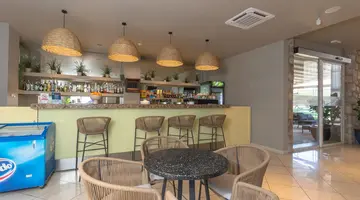 HOTEL ADRIA****