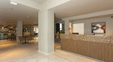 HOTEL ADRIA****