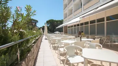 HOTEL ADRIA****