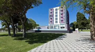HOTEL ADRIATIC