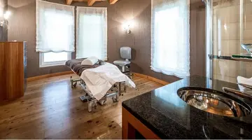 Hotel Adula