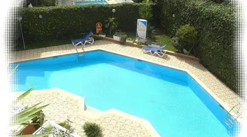 HOTEL AFERNI