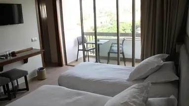 HOTEL AFERNI
