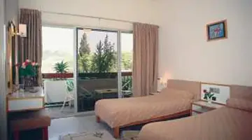 HOTEL AFERNI