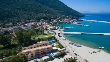 Hotel Akroyiali Resort