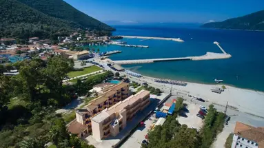 Hotel Akroyiali Resort