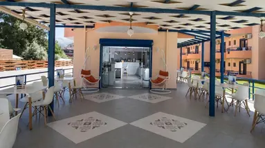 Hotel Akroyiali Resort