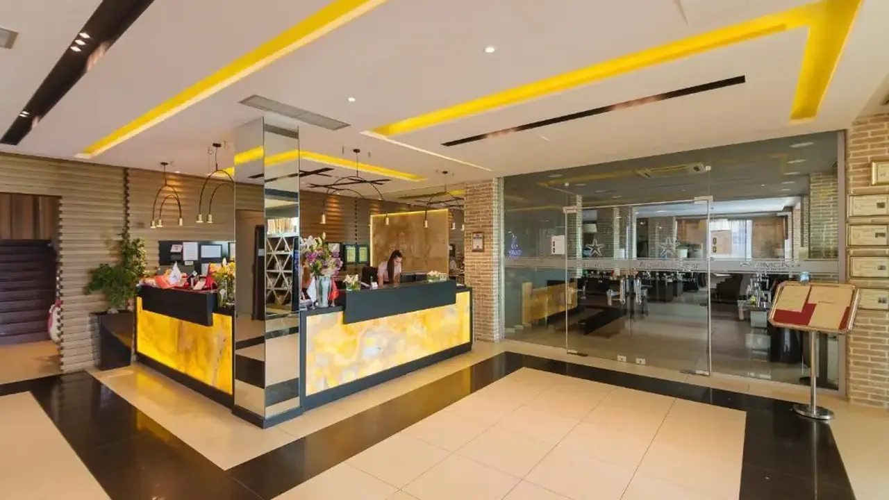 HOTEL ALBANIAN STAR
