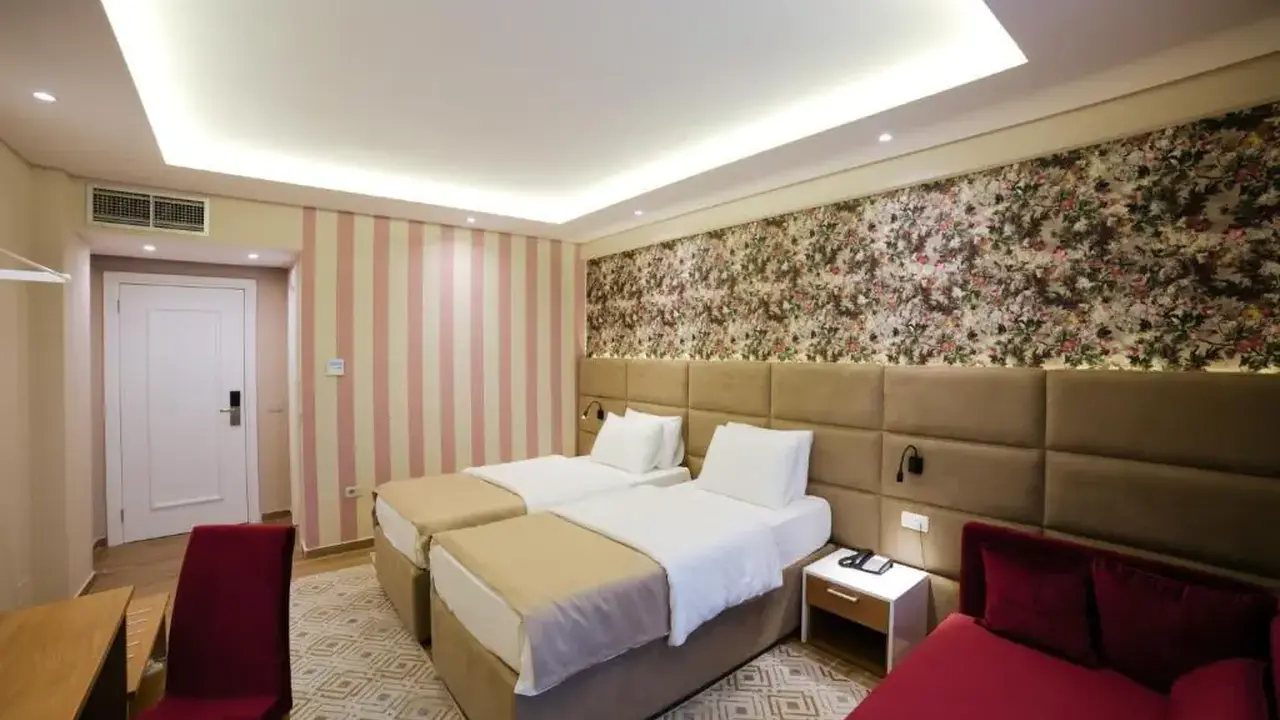 HOTEL ALBANIAN STAR