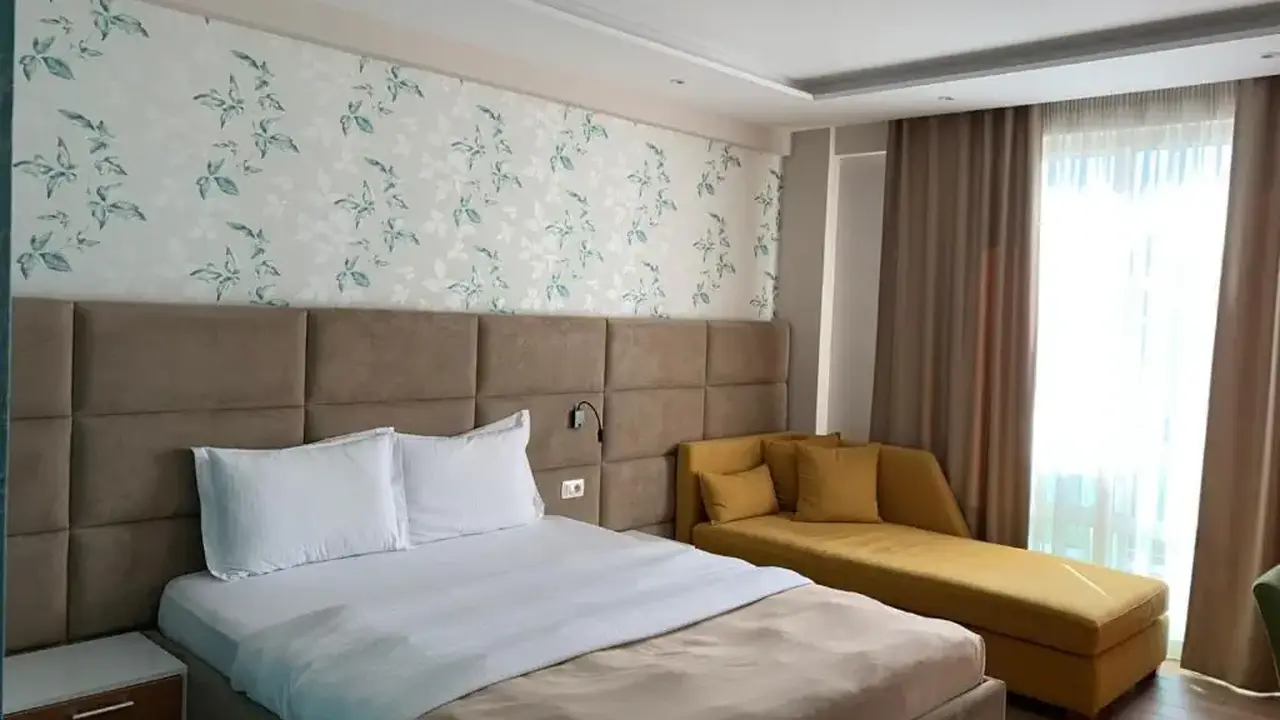 HOTEL ALBANIAN STAR