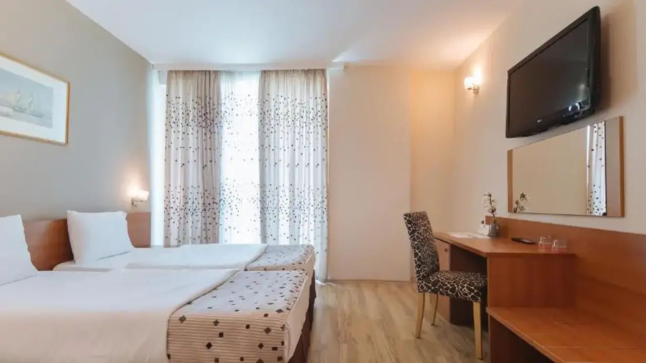 HOTEL ALBANIAN STAR