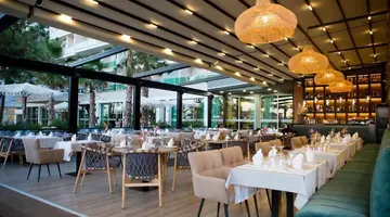 HOTEL ALBANIAN STAR