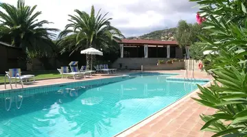 Hotel Albaruja