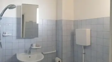 Hotel Alfa**