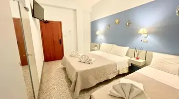 Hotel Alfa**