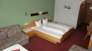 Hotel Alpenfriede