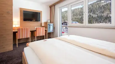 Hotel Alpenwelt