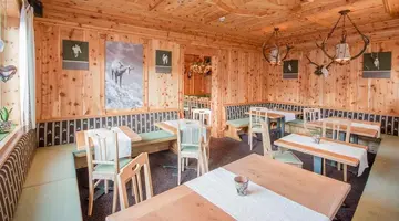 Hotel Alpenwelt