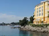 Hotel Ambasador