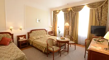 Hotel Ambassador Zlata Husa