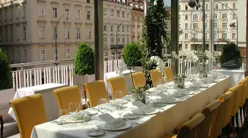 Hotel Ambassador