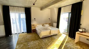 Hotel Amber Port