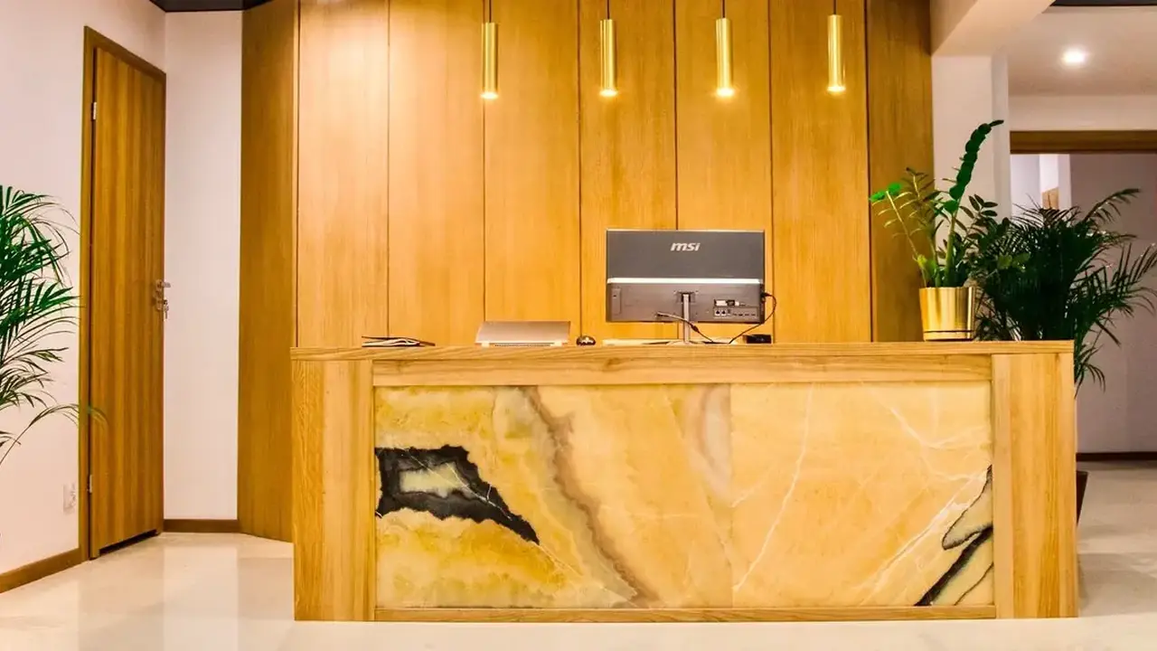 Hotel Amber Port
