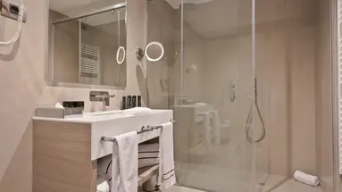 HOTEL AMI BUDVA PETROVAC