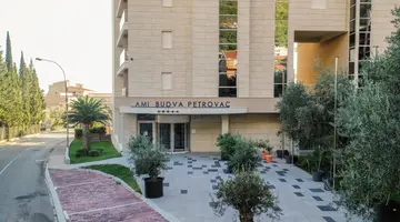 HOTEL AMI BUDVA PETROVAC