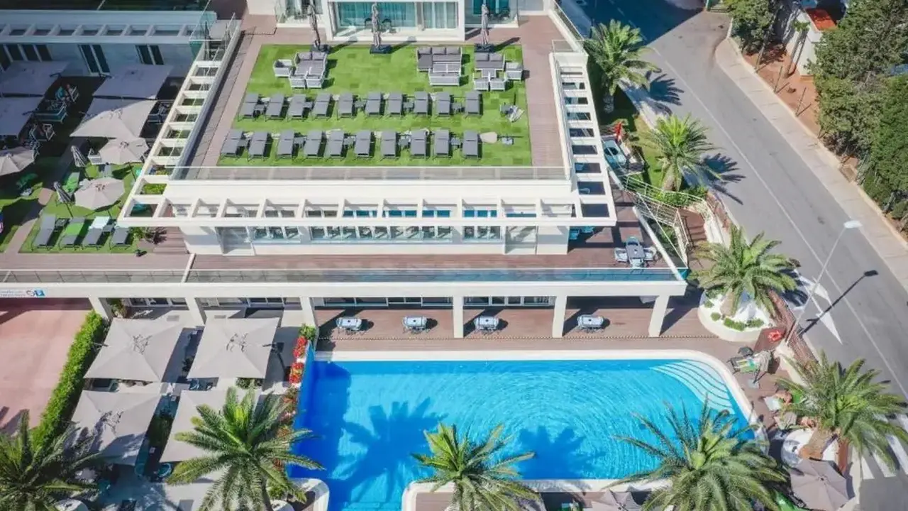 Hotel Ami