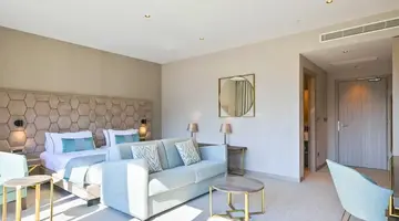 Hotel Ami