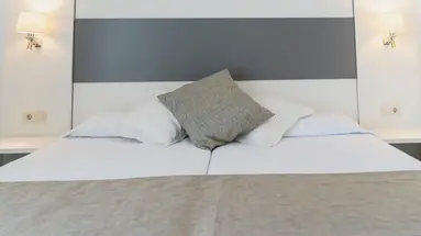 HOTEL AMIC MIRAFLORES