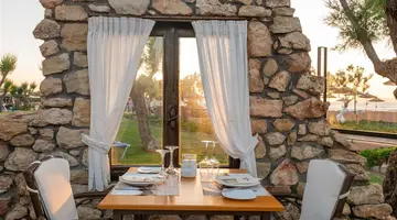 Hotel Anissa Beach & Village
