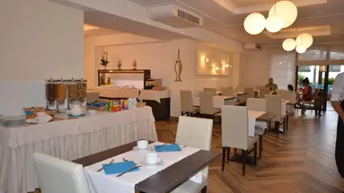 Hotel & Aparthotel Olimpia