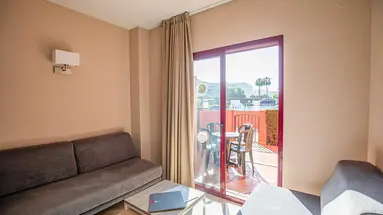 HOTEL & APARTMENTS MYRAMAR FUENGIROLA