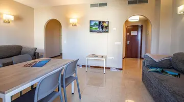 HOTEL & APARTMENTS MYRAMAR FUENGIROLA